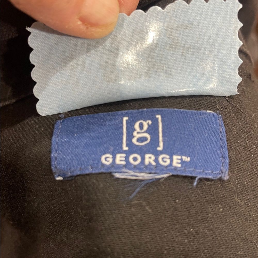 Upcycled Black Denim Jacket with Peplum & Floral Whitework Embroidery. Size M-L - Picture 4 of 15